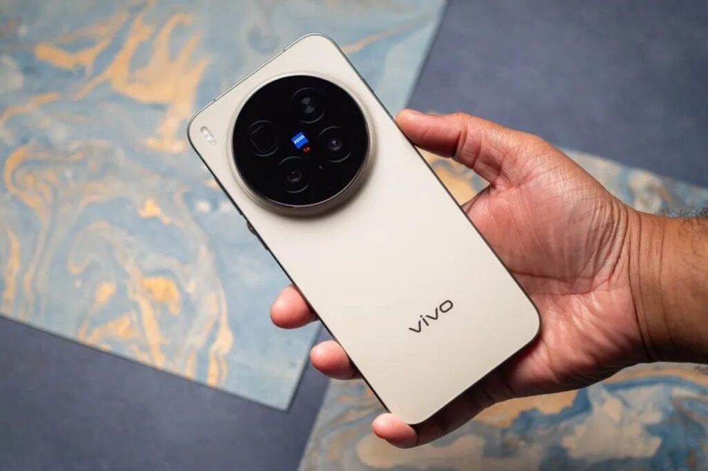 Vivo X500 সিরিজের স্পেসিফিকেশন ও দাম কত? 1 IMG 6879 Flash Feed
