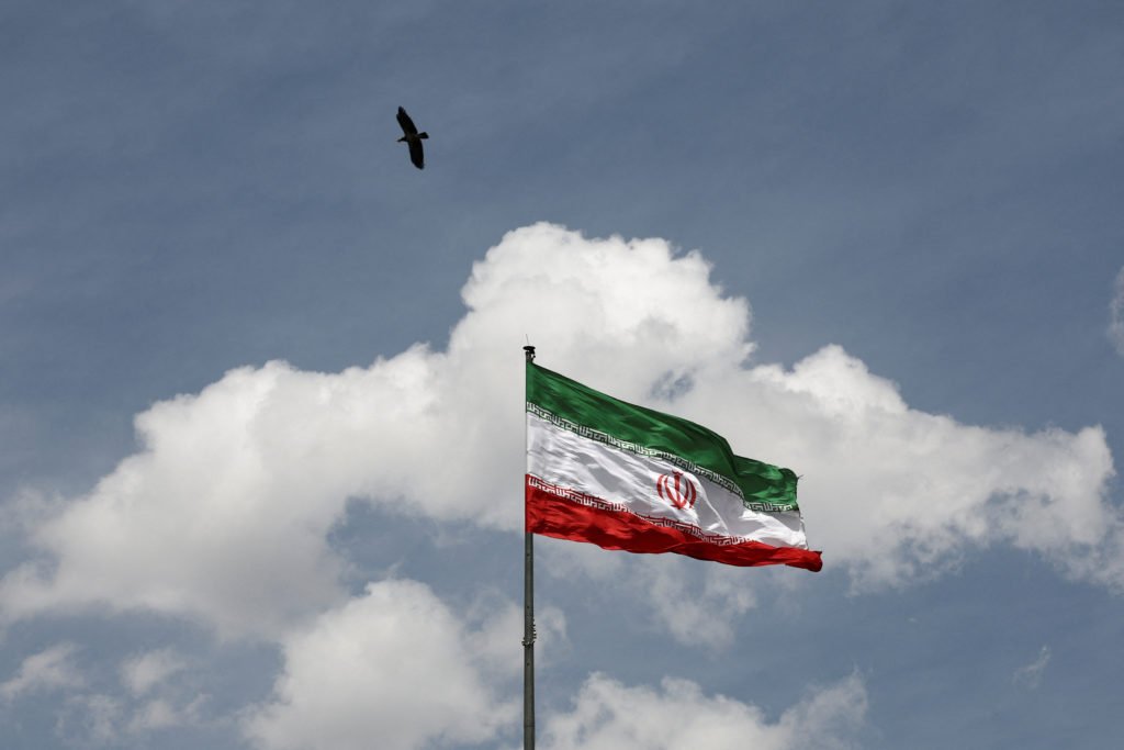 2026 04 27T113929Z 779550971 RC2JXKALZ33P RTRMADP 3 IRAN CRISIS DAILY LIFE 1024x683 1 Flash Feed