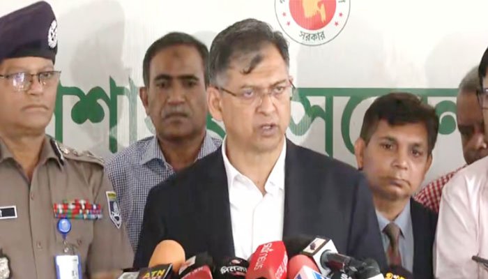 পুশইন ঠেকাতে সীমান্তে নজরদারি বাড়ানোর নির্দেশ স্বরাষ্ট্রমন্ত্রীর 2 image 332249 1778061688 Flash Feed